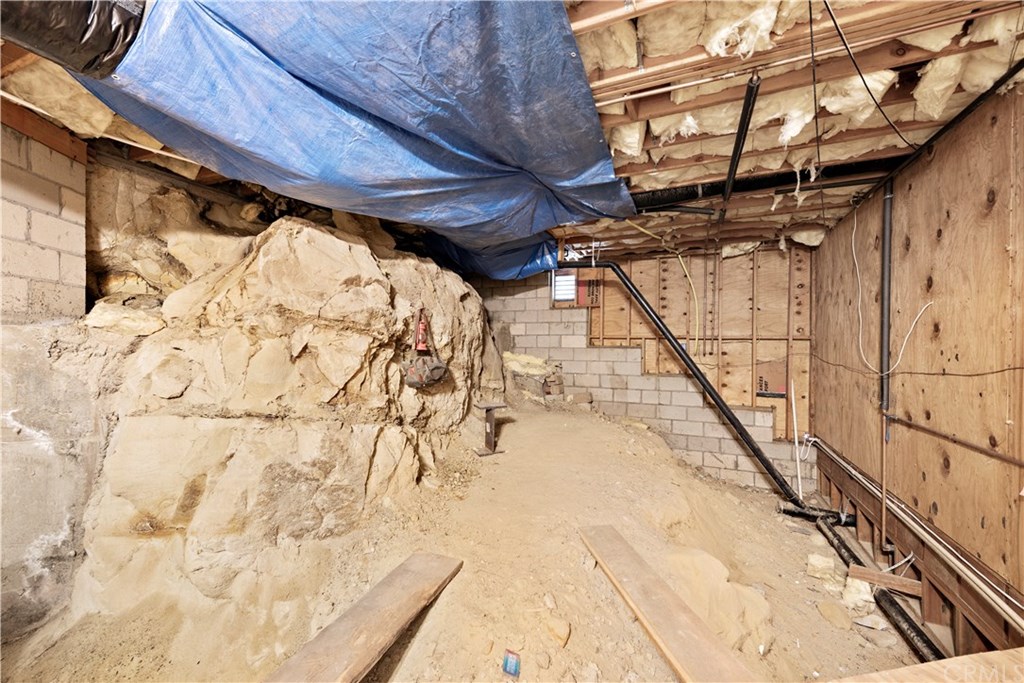 1055 Summit Drive Laguna Beach, CA 92651 - Photo 47 of 75