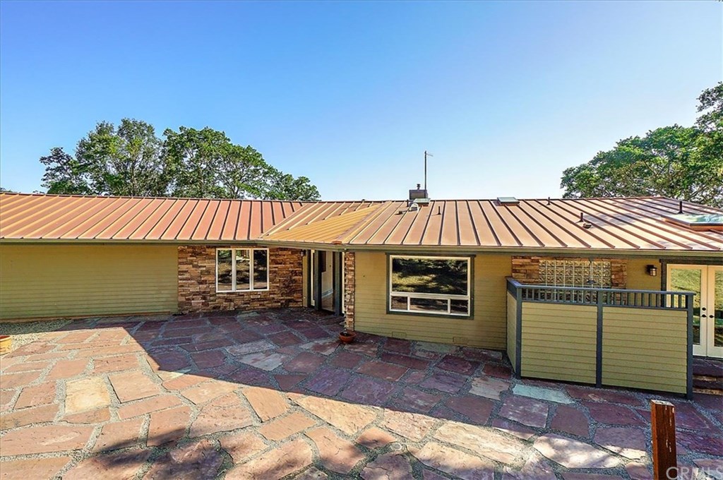 8251 Toloso Road Atascadero, CA 93422 - Photo 1 of 1 Gallery Image 1