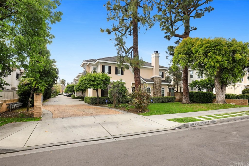 525 Fifth Avenue, Unit B Arcadia, CA 91006 - Photo 17 of 18 Community exterior