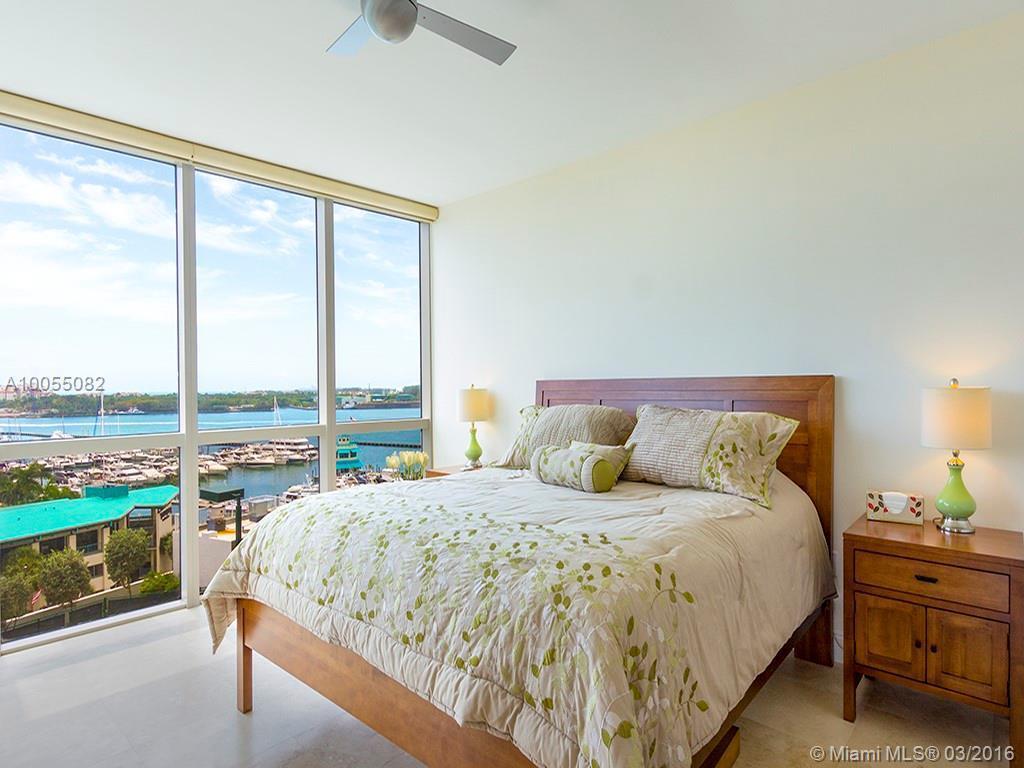 400 Alton Road, Unit 910 Miami Beach, FL 33139 - Photo 4 of 18