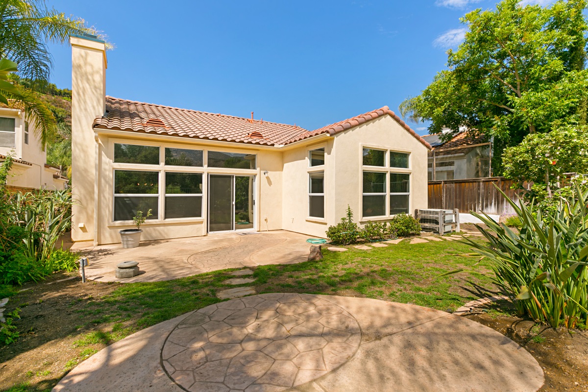 2318 Fallbrook Place Escondido, CA 92027 - Photo 23 of 25