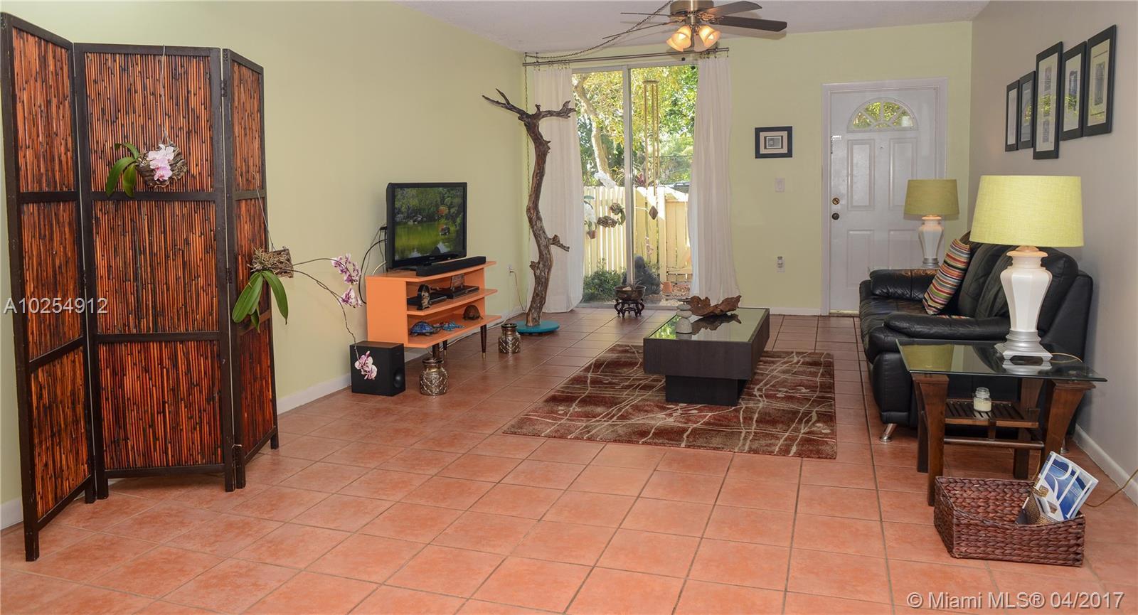 1655 Northeast 115th Street, Unit 5B Miami, FL 33181 - Photo 2 of 19