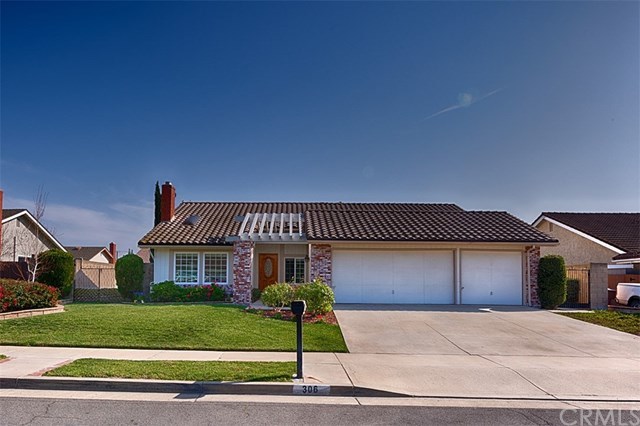 Gorgeous one story home located in one of Placentia's best neighborhoods.