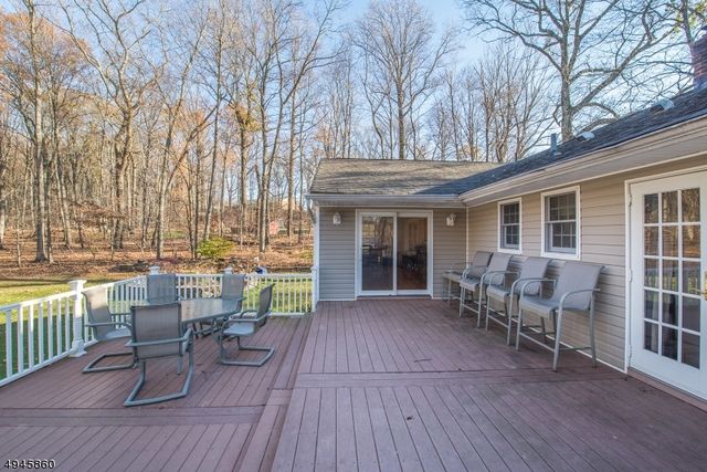 $550,000 | 11 Knoll Drive, Denville, NJ 07834