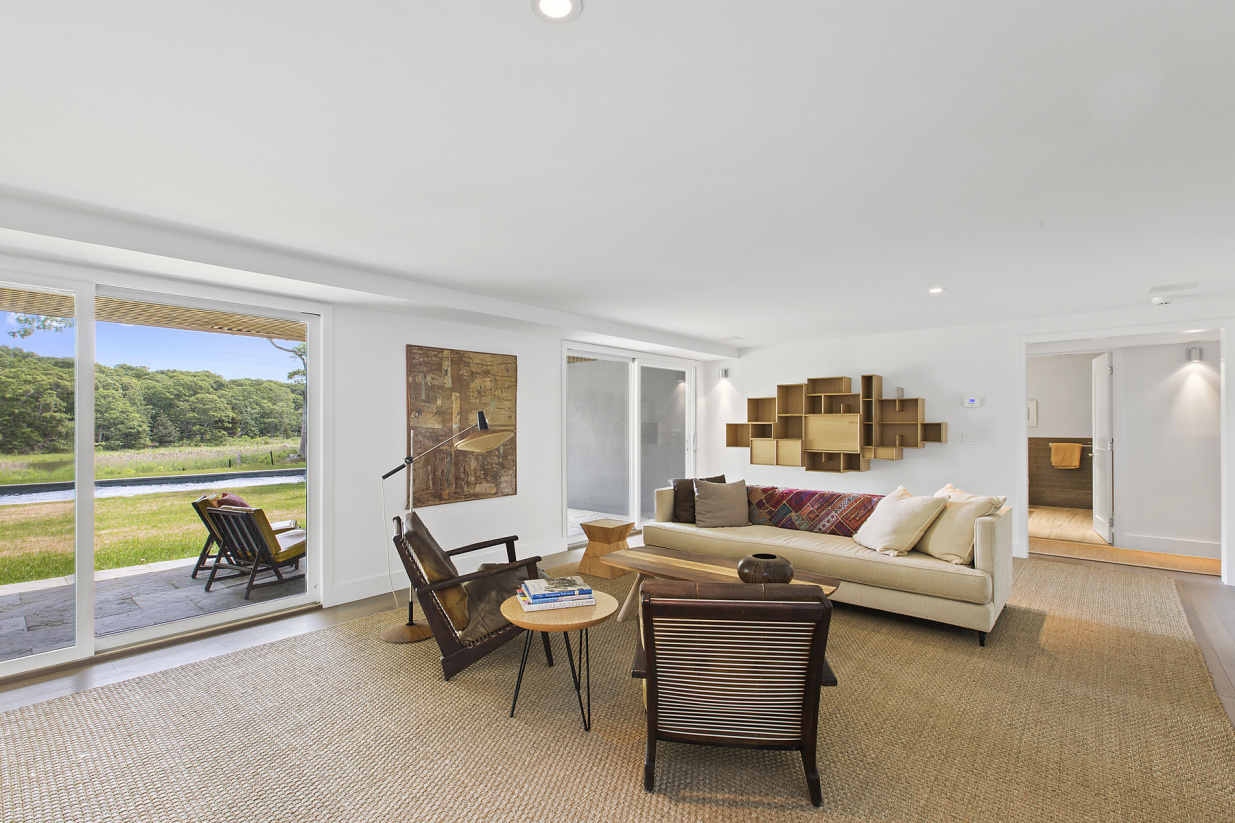 13 Clamshell Avenue East Hampton, NY 11937 - Photo 16 of 20