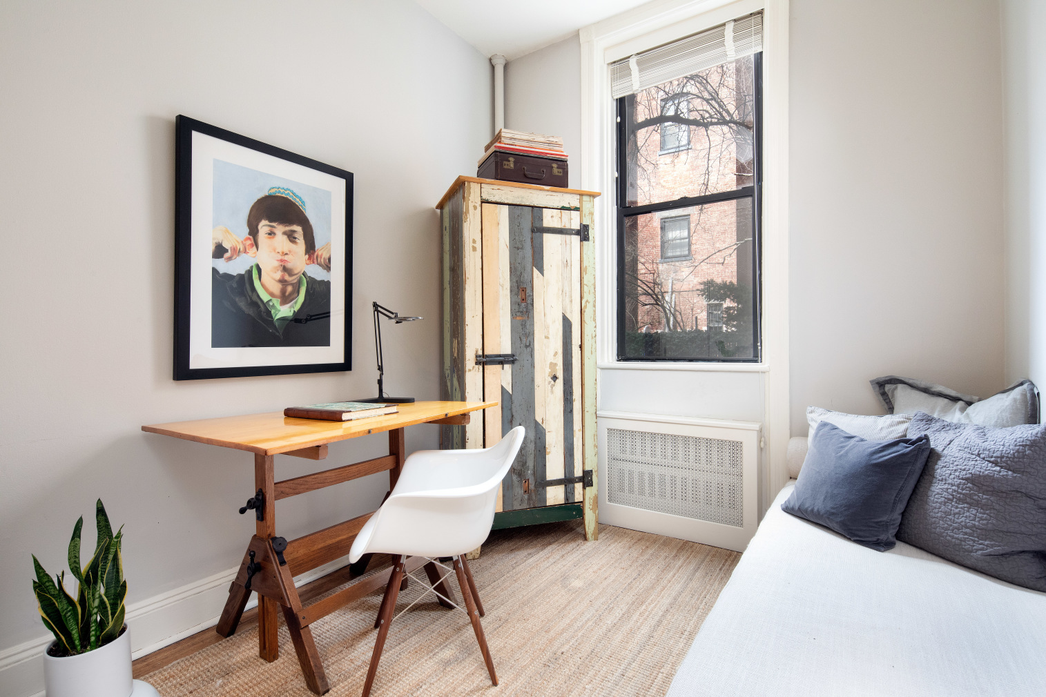 121 West 80th Street, Unit PARLOR Manhattan, NY 10024 - Photo 6 of 7