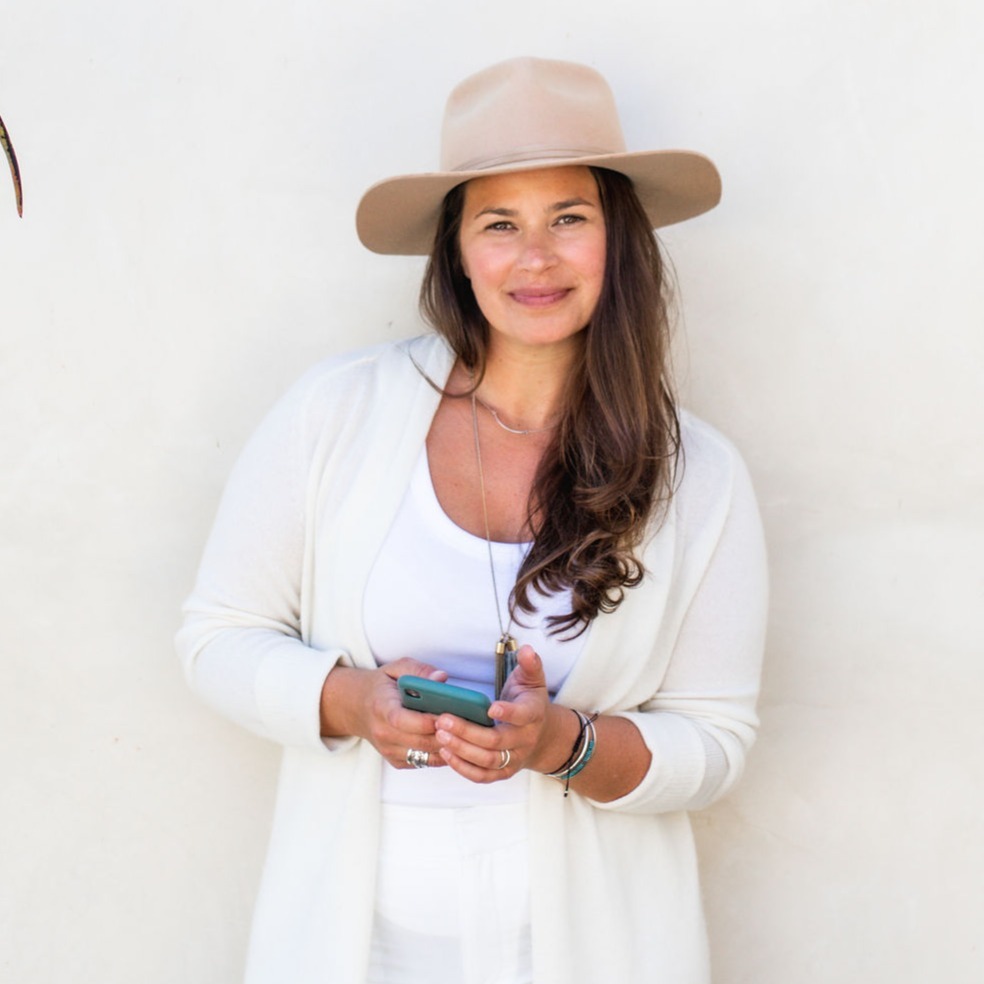 Corinne St. John, Agent in  - Compass