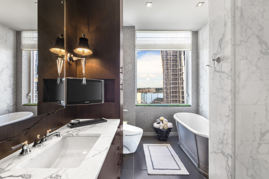 450 West 17th Street, Unit 2009 Manhattan, NY 10011 - Photo 2 of 8