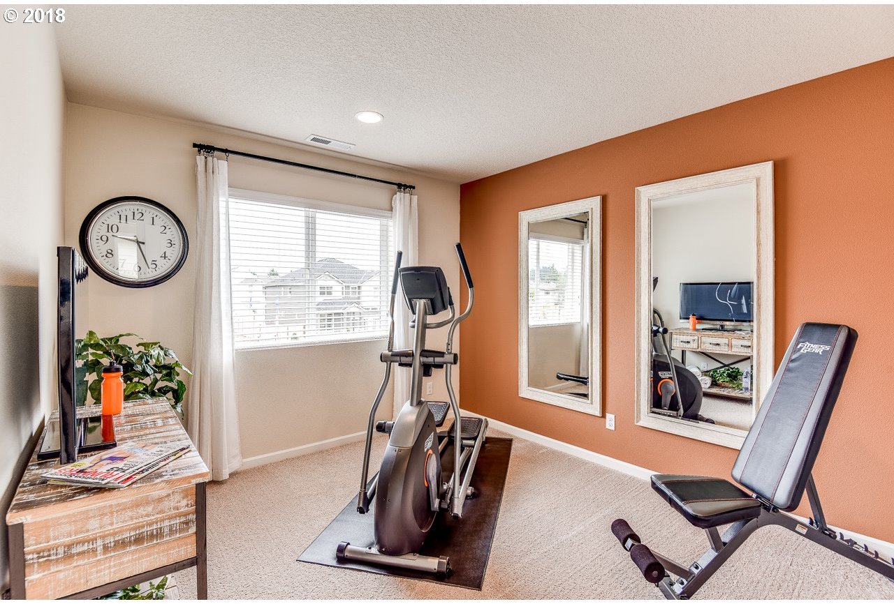 2344 Southeast 16th Alley Gresham, OR 97080 - Photo 14 of 16