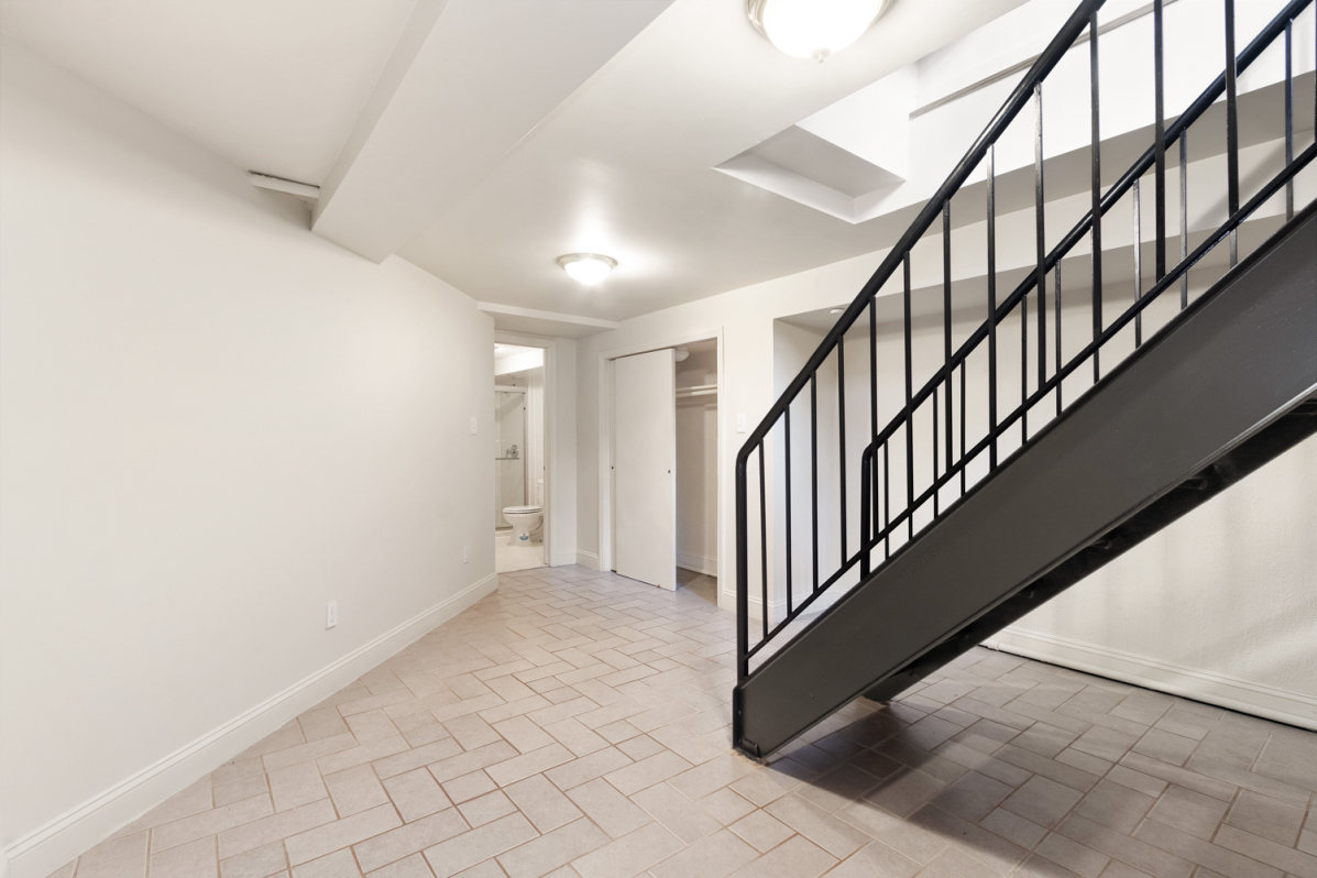 270 East 2nd Street, Unit 1F Brooklyn, NY 11218 - Photo 4 of 6