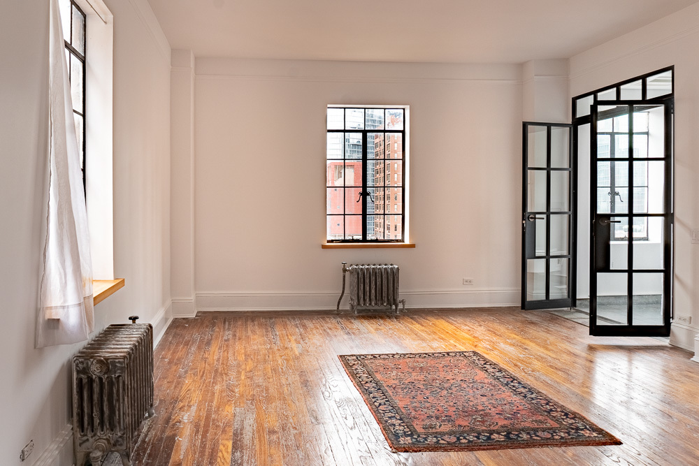 45 Tudor City Place, Unit 2105 Manhattan, NY 10017 - Photo 1 of 11
