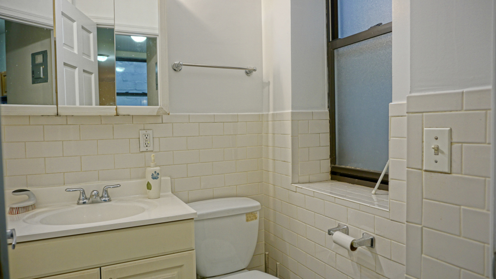 158 Columbus Avenue, Unit 5SW Manhattan, NY 10023 - Photo 5 of 6