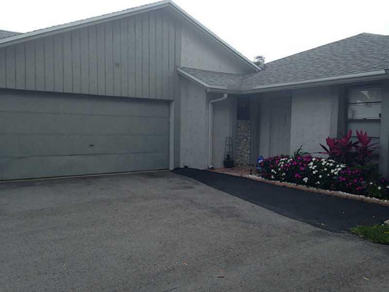 23312 Southwest 58th Avenue, Unit C Boca Raton, FL 33428 - Photo 2 of 18