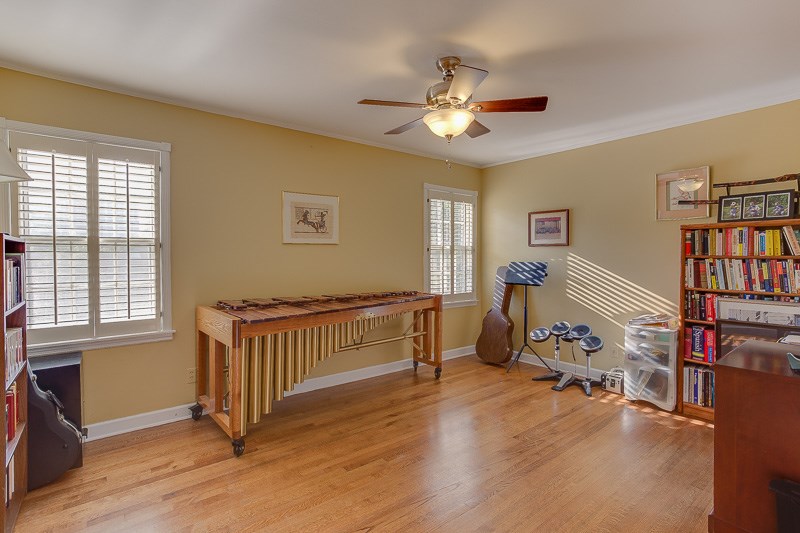 923 Park Valley Road Memphis, TN 38119 - Photo 16 of 19 Gallery Image 16