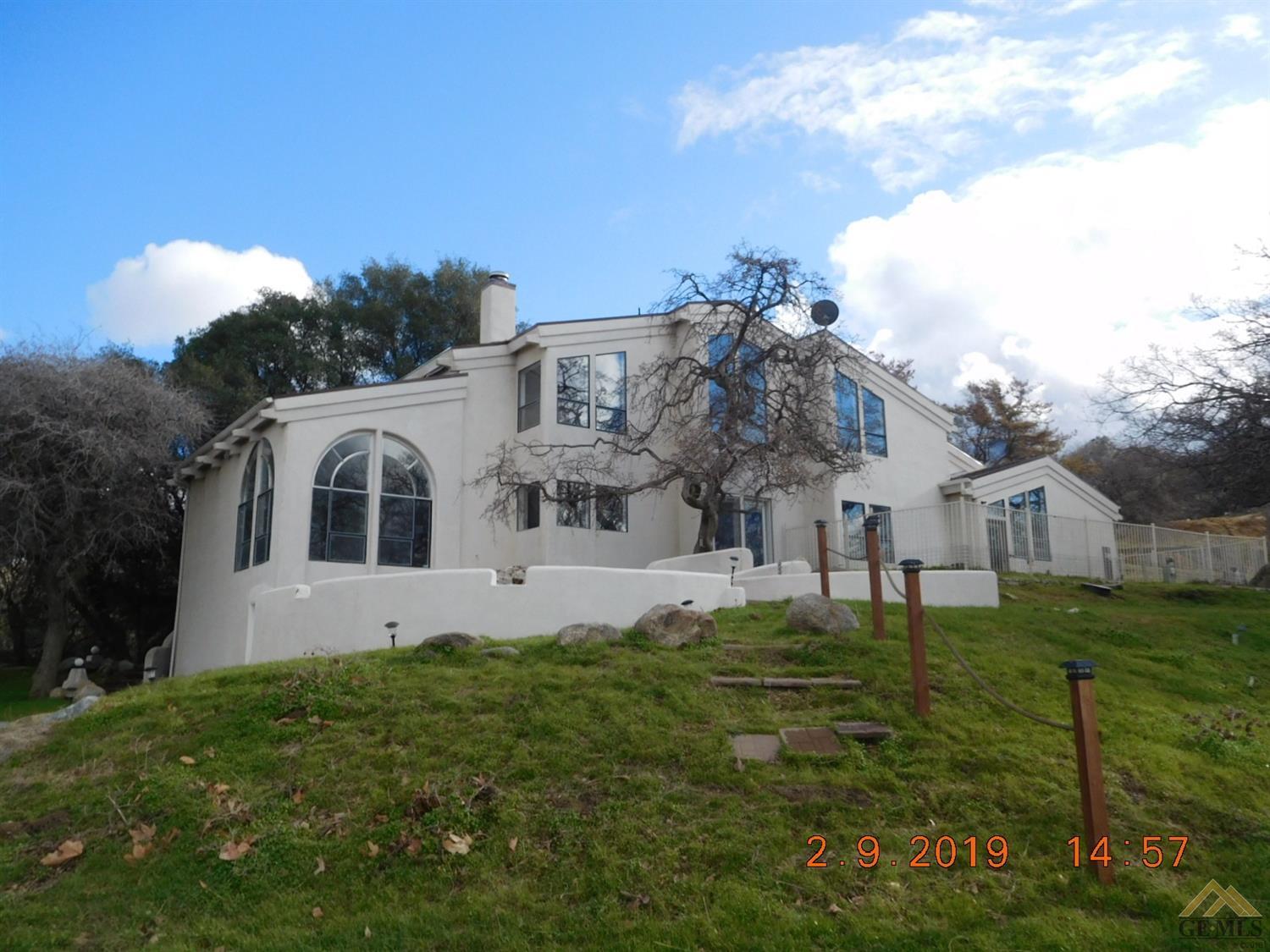 29781 Fuller Way Keene, CA 93531 - Photo 5 of 40