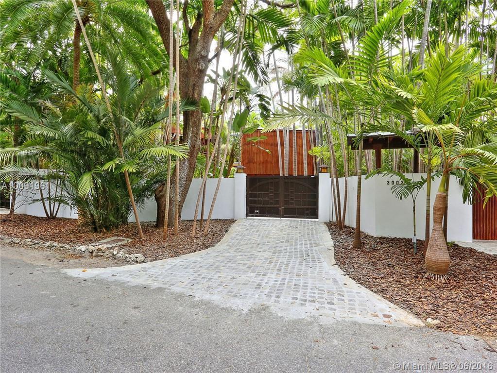 3003 Seminole Street Coconut Grove, FL 33133 - Photo 20 of 31