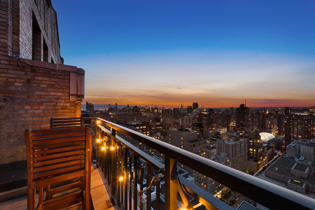 315 7th Avenue, Unit PHD Manhattan, NY 10001 - Photo 2 of 17