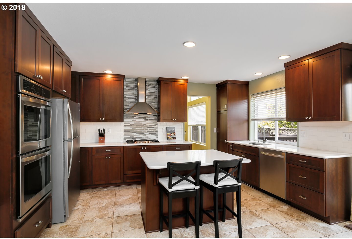 16035 Northwest Rondos Drive Portland, OR 97229 - Photo 9 of 32 Gallery Image 9
