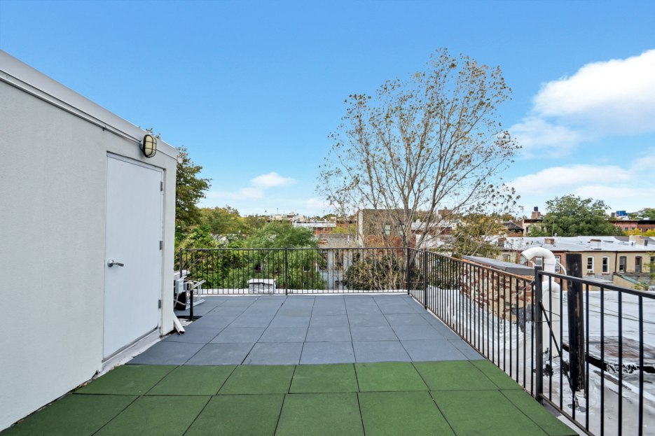 453 Putnam Avenue, Unit 2 Brooklyn, NY 11221 - Photo 12 of 13