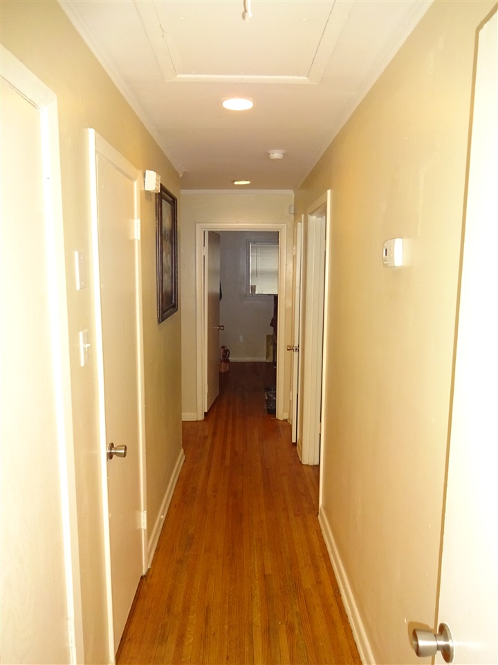4045 Neely Road Memphis, TN 38109 - Photo 11 of 15 Gallery Image 11