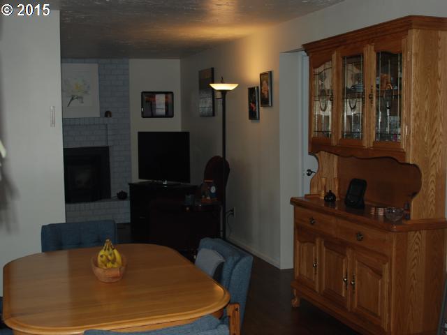 910 Bellevue Drive Reedsport, OR 97467 - Photo 8 of 16 Gallery Image 8