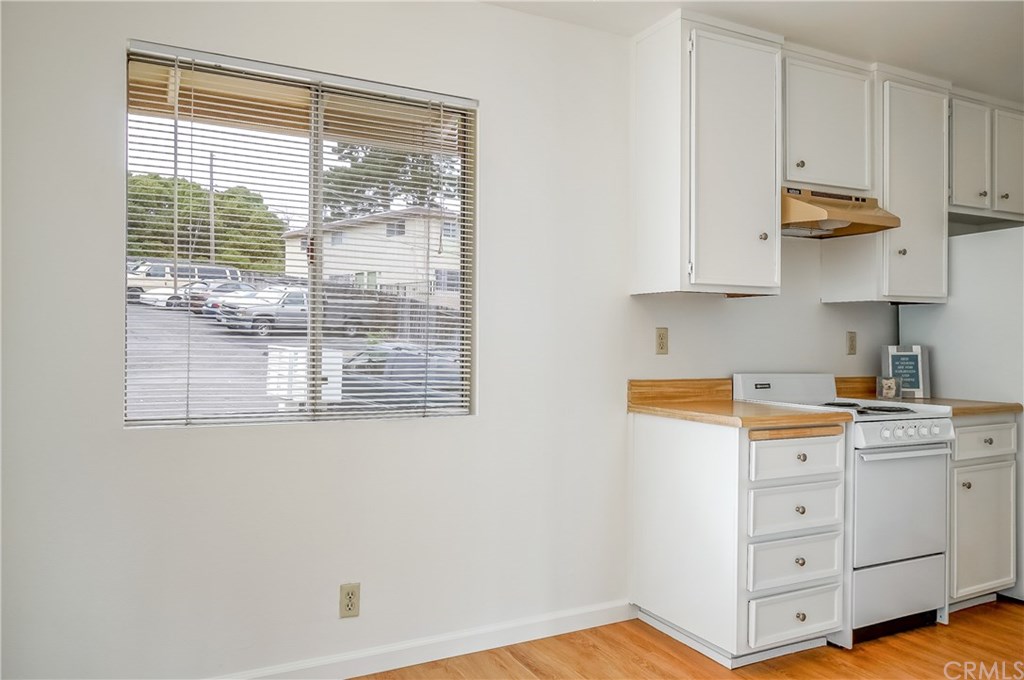 171 Brisco Road, Unit 6 Arroyo Grande, CA 93420 - Photo 6 of 15