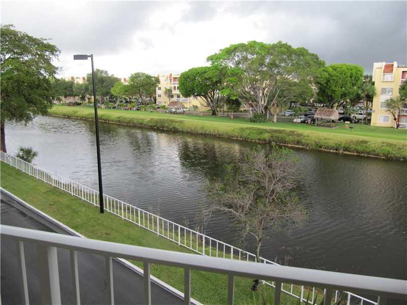 7725 Southwest 86th Street, Unit A1320 Miami, FL 33143 - Photo 13 of 20