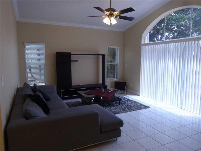 855 Garnet Circle Weston, FL 33326 - Photo 10 of 23