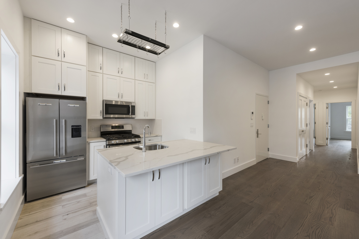 575 Vanderbilt Avenue, Fl 3 Brooklyn, NY 11238 - Photo 2 of 7