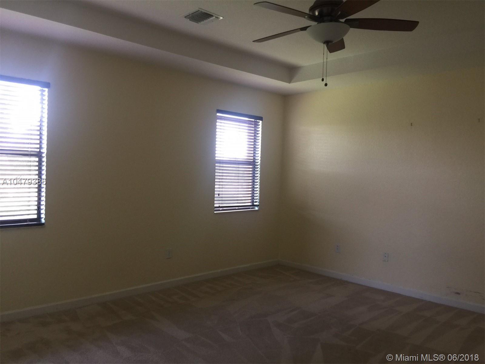 23563 Southwest 115th Avenue Homestead, FL 33032 - Photo 10 of 18
