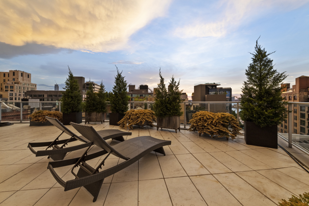 The Zinc Building 475 Greenwich St, Manhattan, NY 10013 - Photo 5 of 6