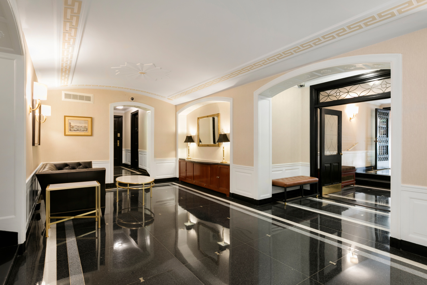 220 E 73rd St, Manhattan, NY 10021 - Photo 4 of 6