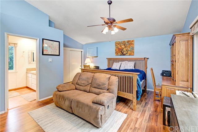 10508 Redmont Avenue Tujunga, CA 91042 - Photo 14 of 23