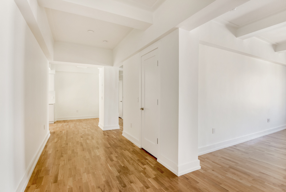 301 East 21st Street, Unit 16H Manhattan, NY 10010 - Photo 5 of 11