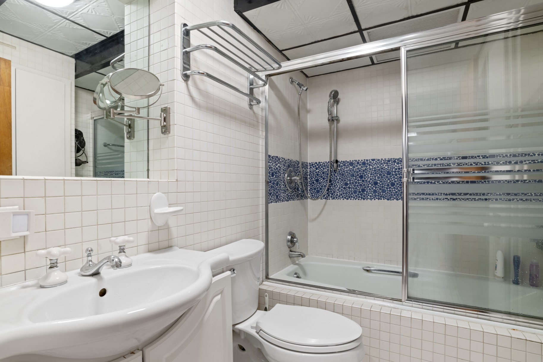 536 58th Street Brooklyn, NY 11220 - Photo 7 of 17