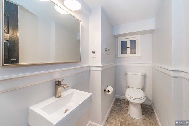 137 Summit Avenue Montclair, NJ 07043 - Photo 23 of 25