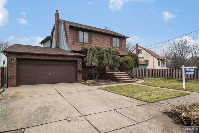 29 Long Valley Road Lodi, NJ 07644 - Photo 2 of 25 Gallery Image 2