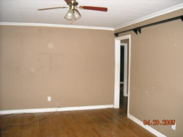 4106 Given Avenue Memphis, TN 38122 - Photo 2 of 6 Living room portion of living room/dining room combination.