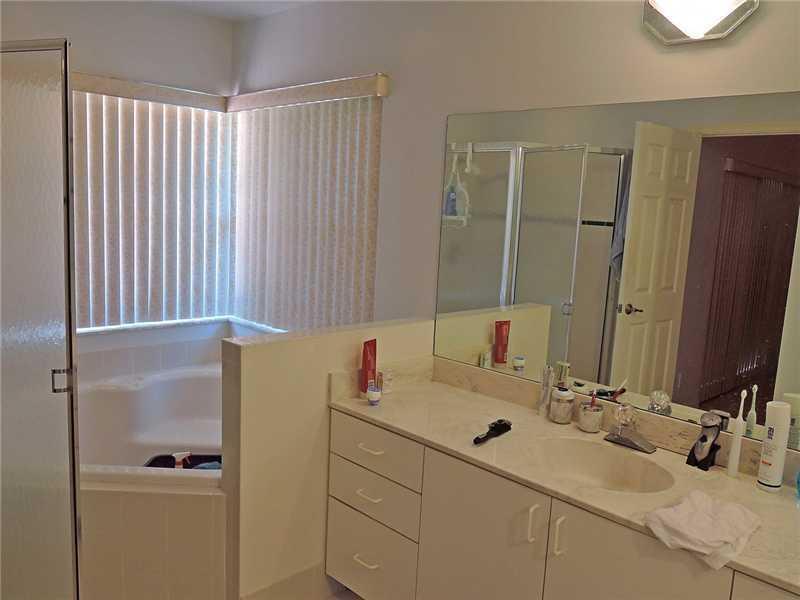 3283 Ridge Trace Davie, FL 33328 - Photo 8 of 9 Gallery Image 8