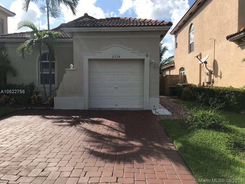 2314 Northeast 37th Road Homestead, FL 33033 - Photo 2 of 11