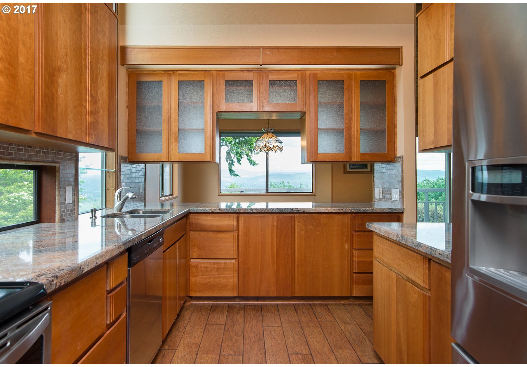 3957 Columbia Heights Road Longview, WA 98632 - Photo 19 of 28 Gallery Image 19