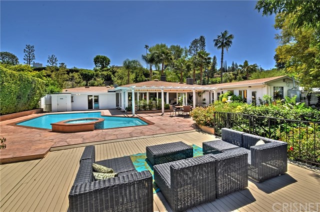 4406 Coronet Drive Encino, CA 91316 - Photo 29 of 44