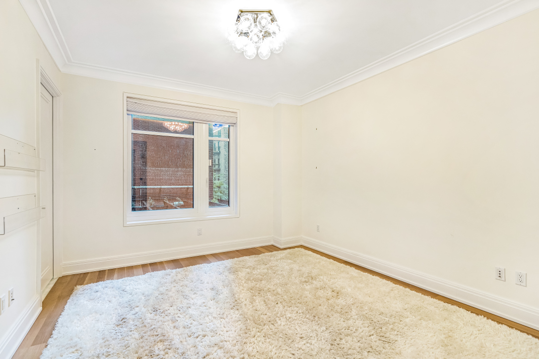 200 East 79th Street, Unit 3B Manhattan, NY 10075 - Photo 10 of 13