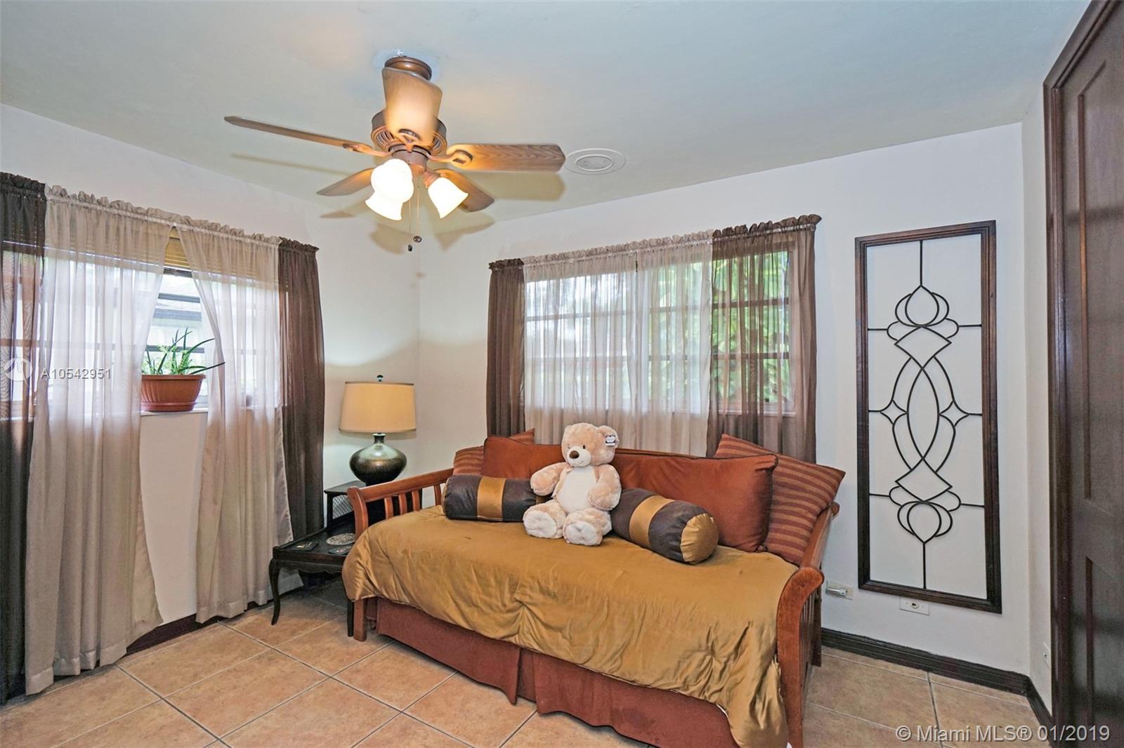 8410 Southwest 201st Street Cutler Bay, FL 33189 - Photo 16 of 46