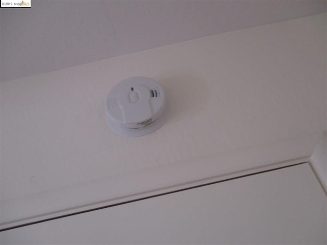 2410 Stuart Street Berkeley, CA 94705 - Photo 18 of 25