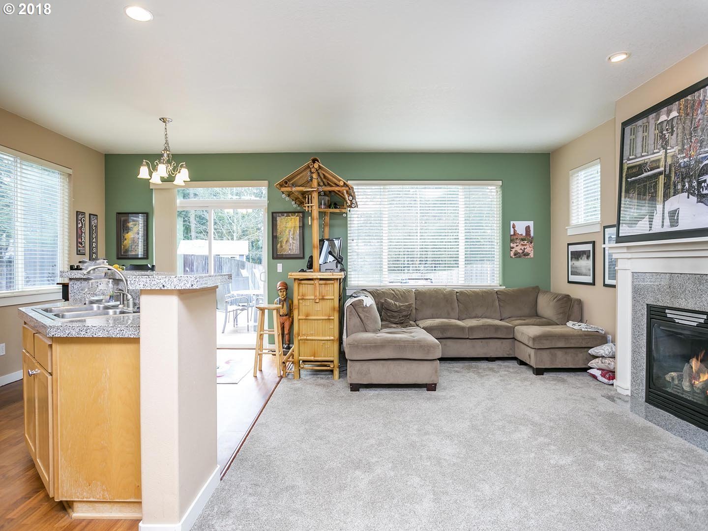 30636 Southwest Ruth Street Wilsonville, OR 97070 - Photo 5 of 32 Gallery Image 5