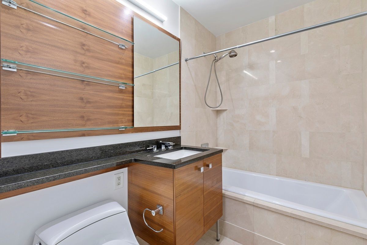 120 Riverside Boulevard, Unit 5C Manhattan, NY 10069 - Photo 4 of 6