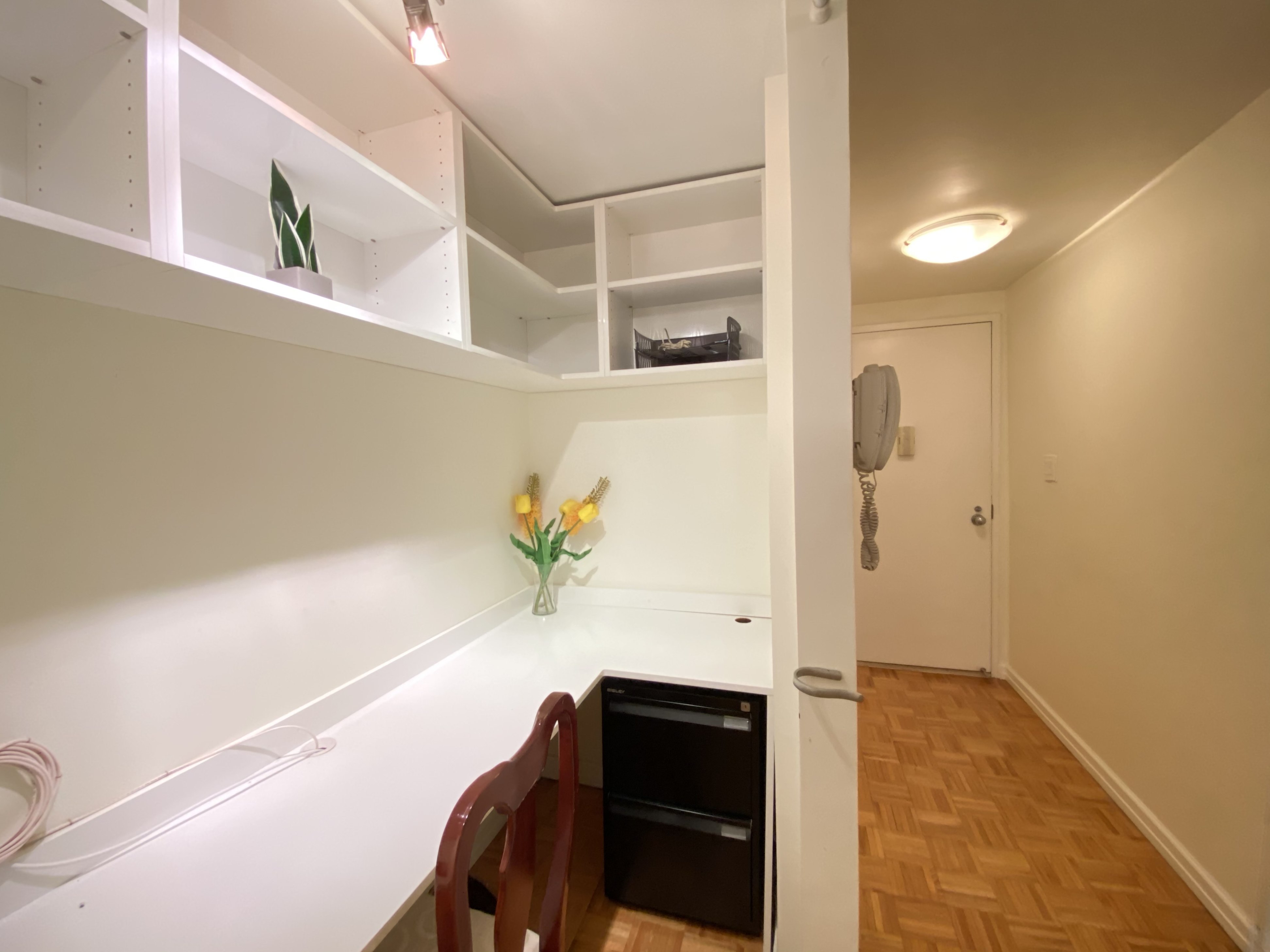 150 West 51st Street, Unit 1121 Manhattan, NY 10019 - Photo 5 of 7