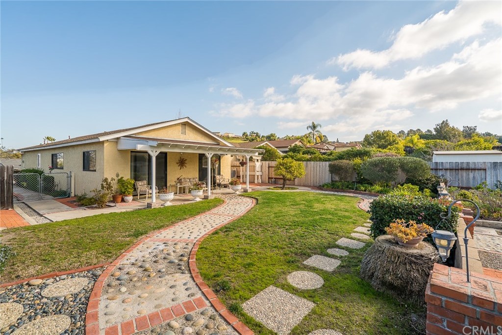 1207 Paseo Hermosa Oceanside, CA 92056 - Photo 18 of 23