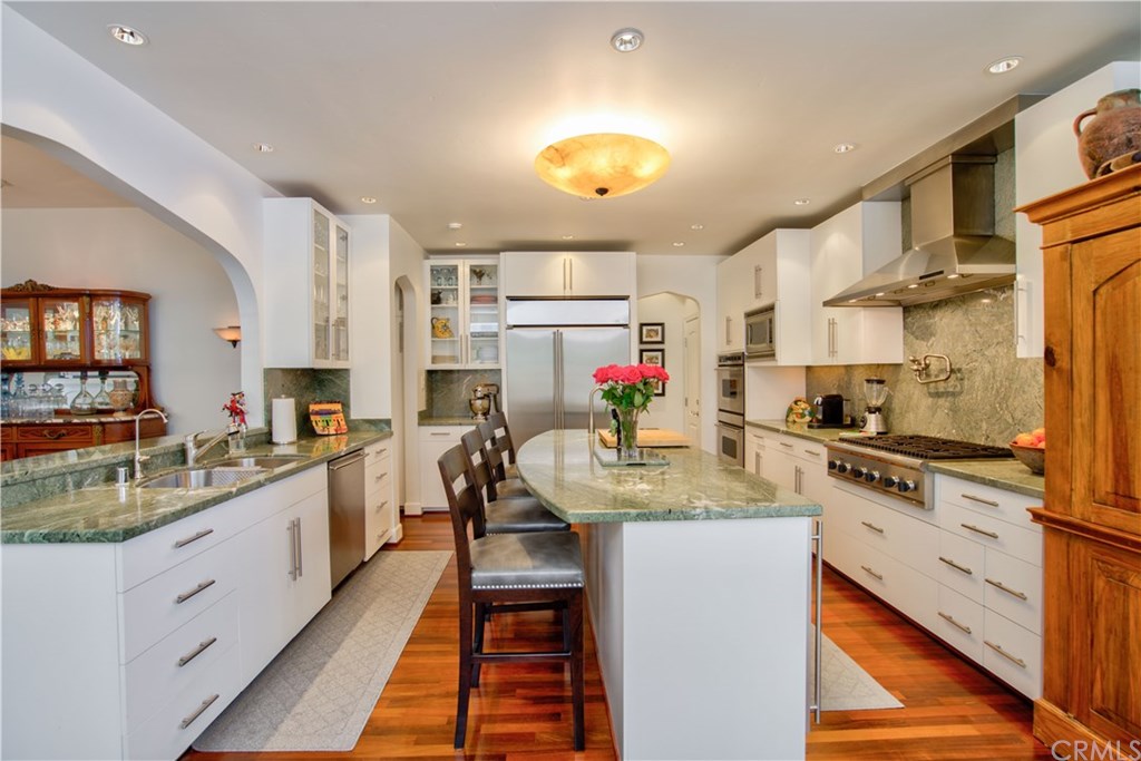 60 63rd Place Long Beach, CA 90803 - Photo 14 of 53